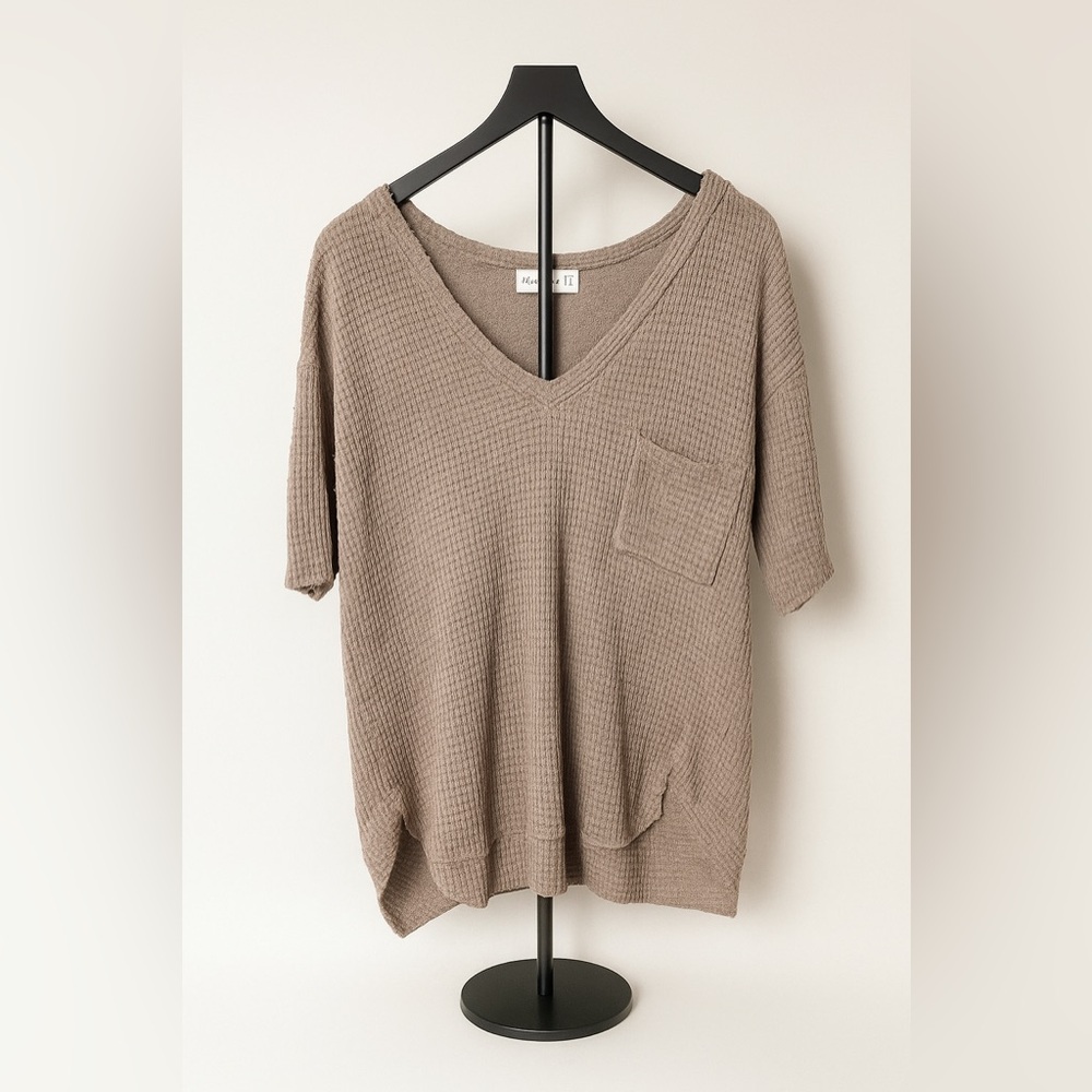 Cozy Waffle Knit V-Neck Top – Taupe (Size L)